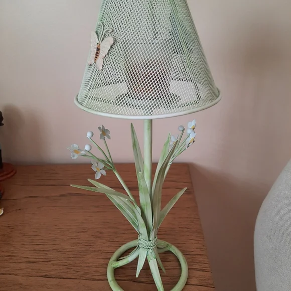 Spring thoughts candle holder - Picture 2 of 7